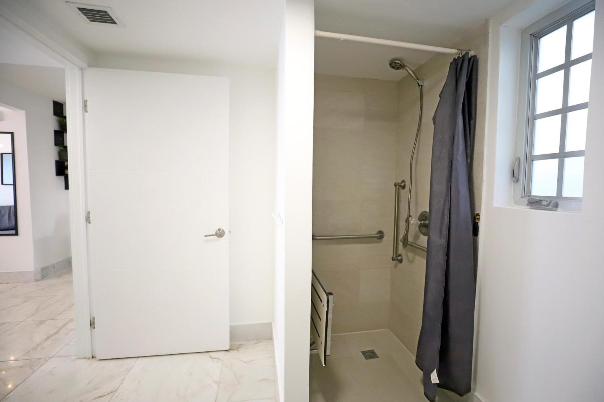 South Beach 2 Bedroom Family Pet Friendly Apartment With Free Parking On Premise Miami Beach Extérieur photo